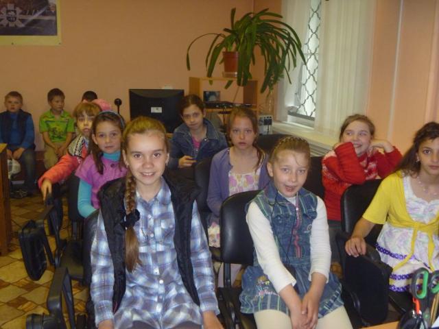 Воспитанники детского оздоровительного лагеря «Парус»